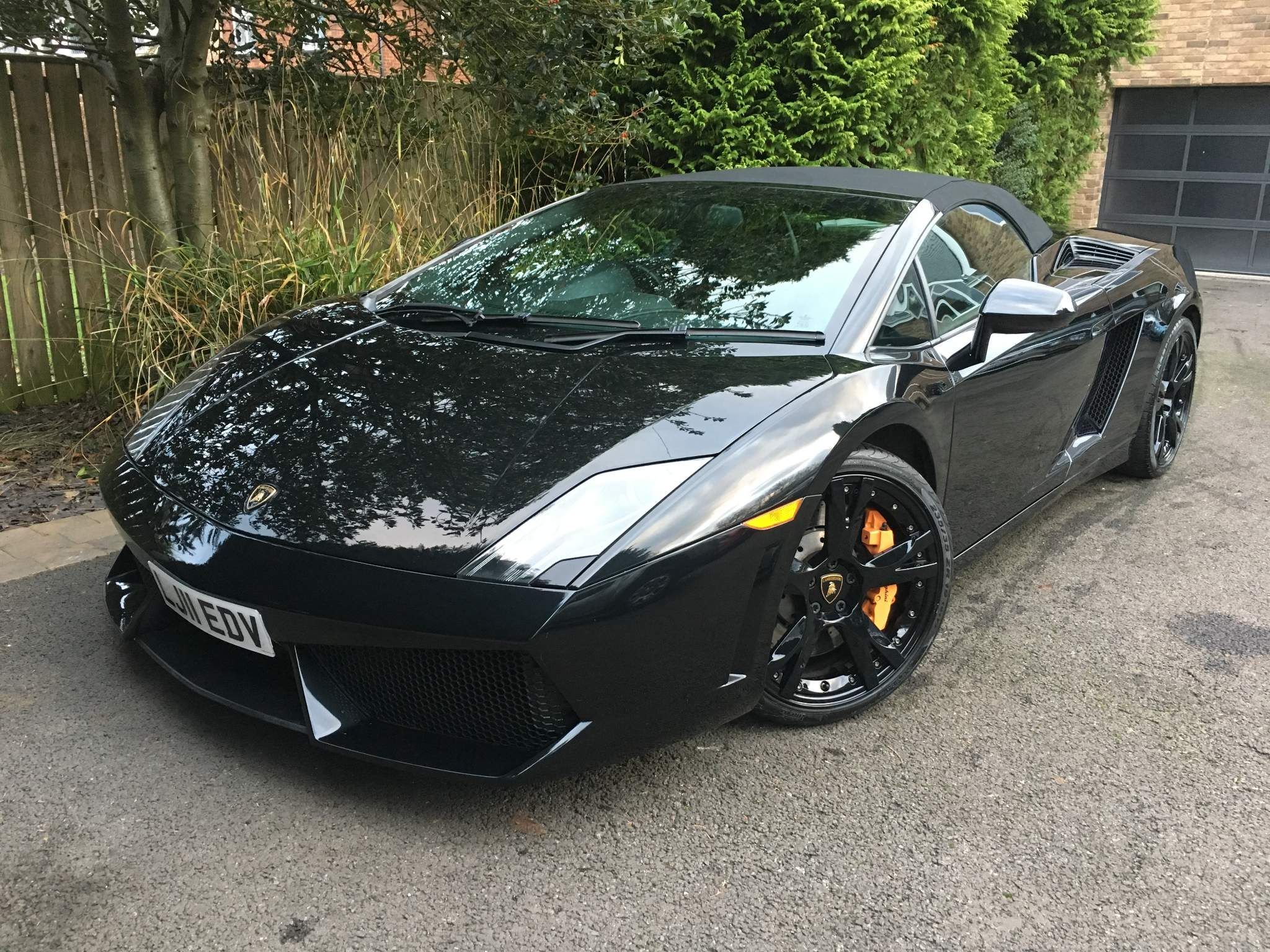 Lamborghini Gallardo view 2