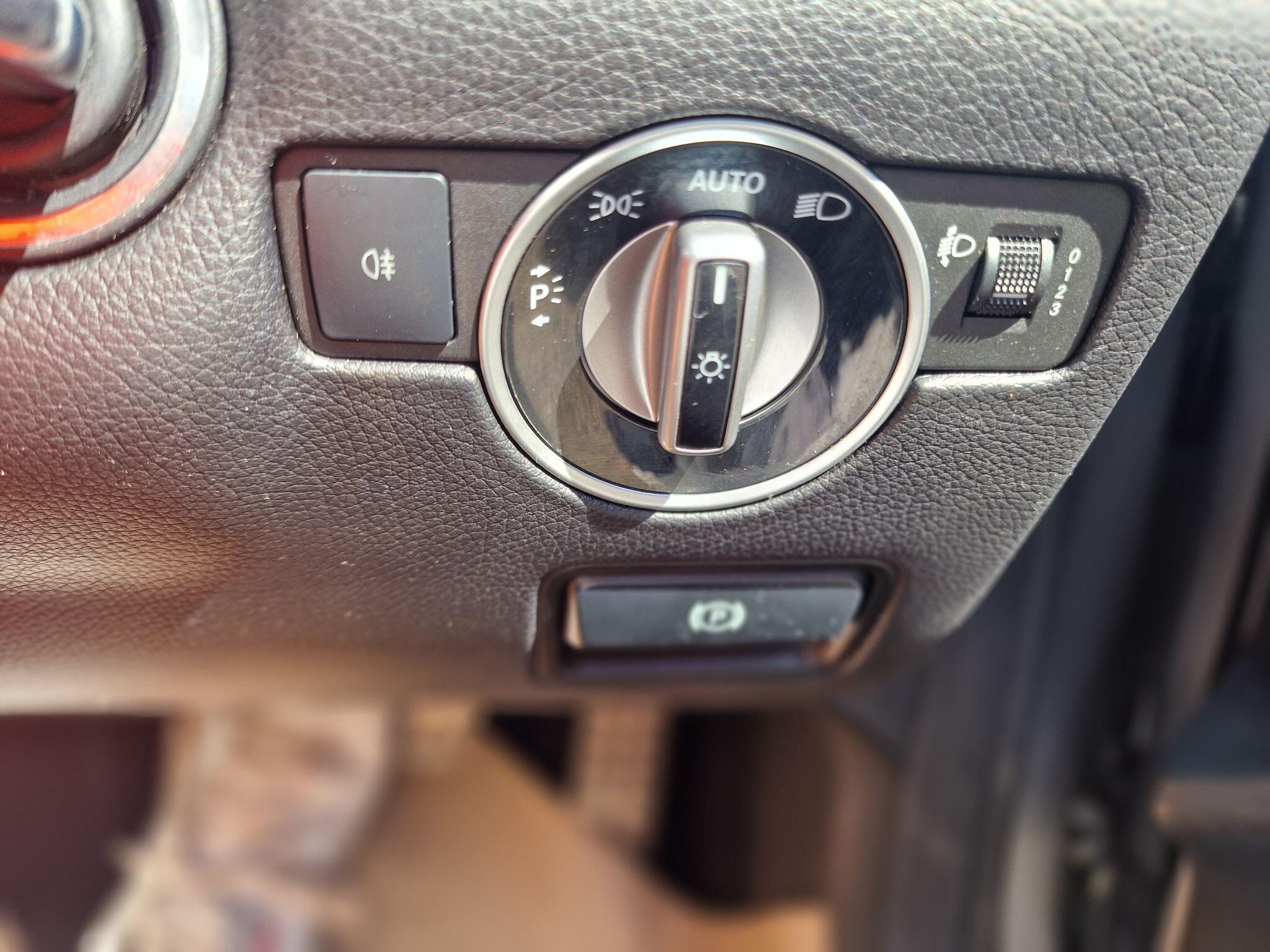 Mercedes-Benz SLK view 24