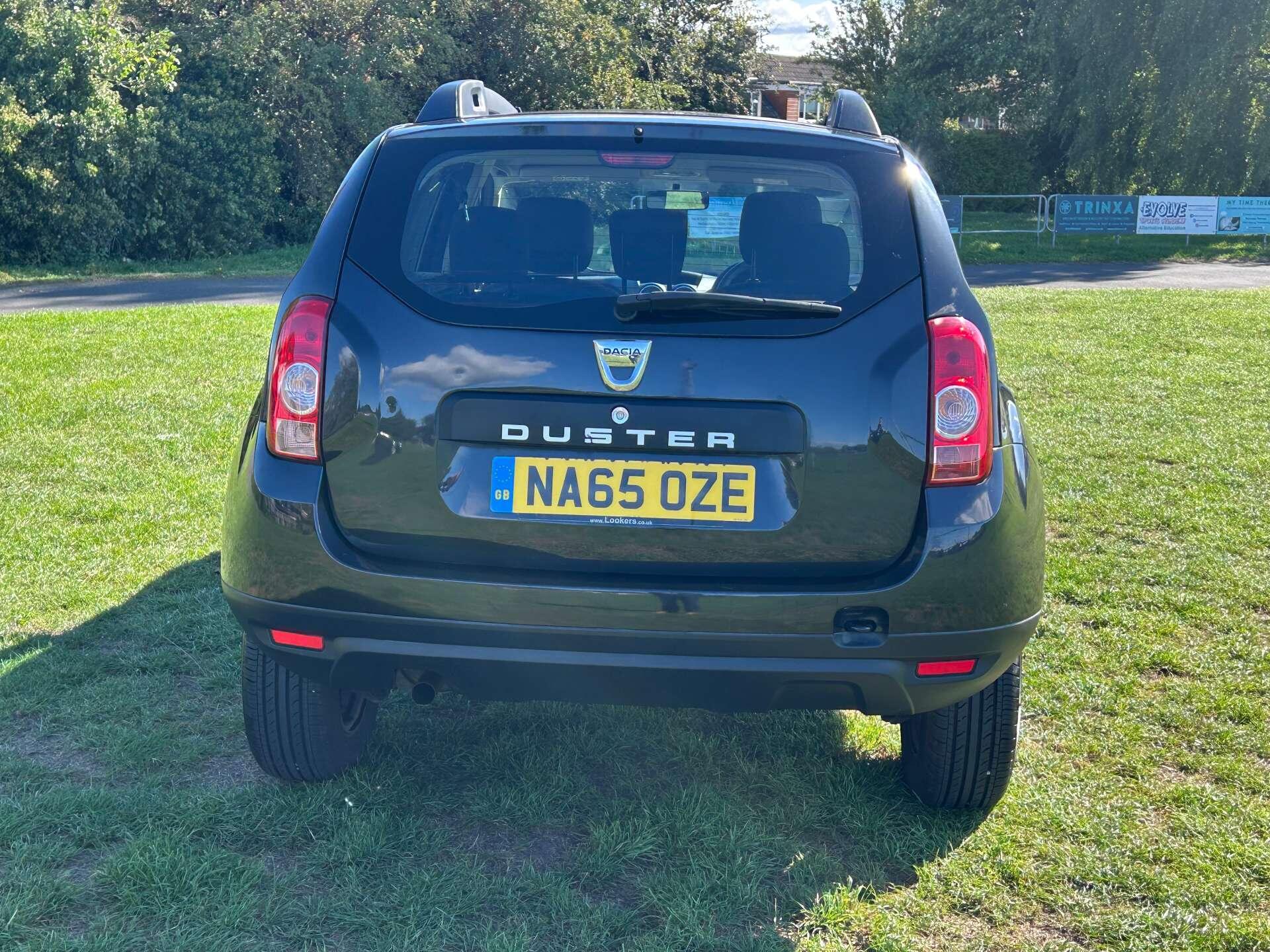 Dacia Duster view 6