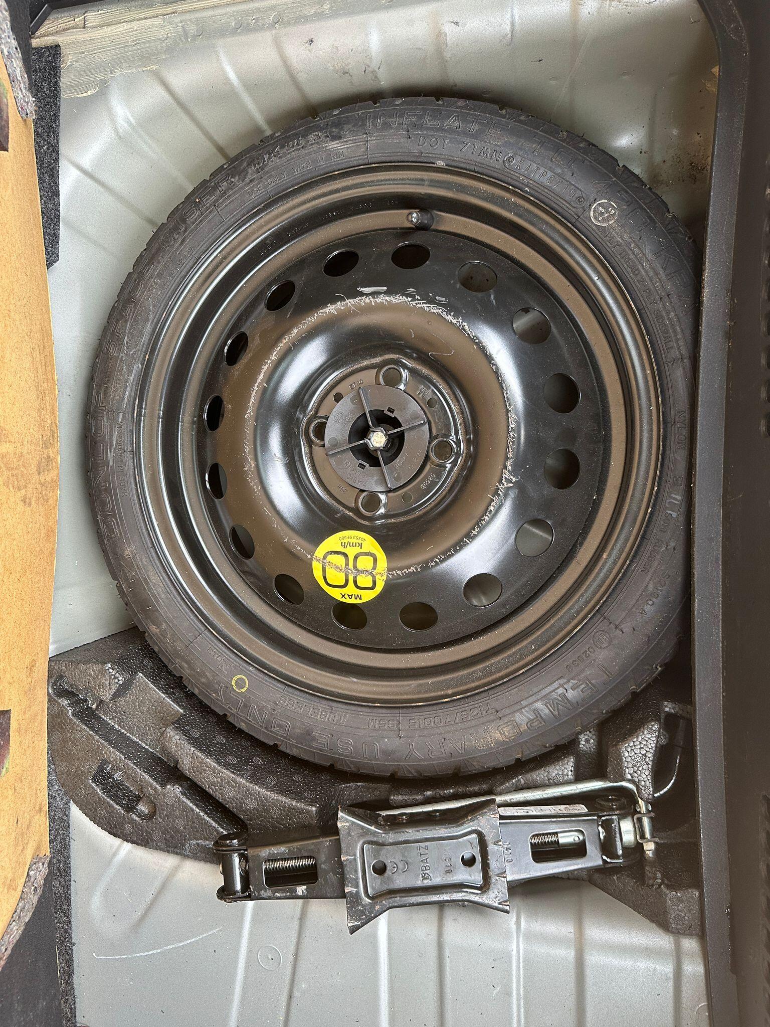 Nissan Note view 23
