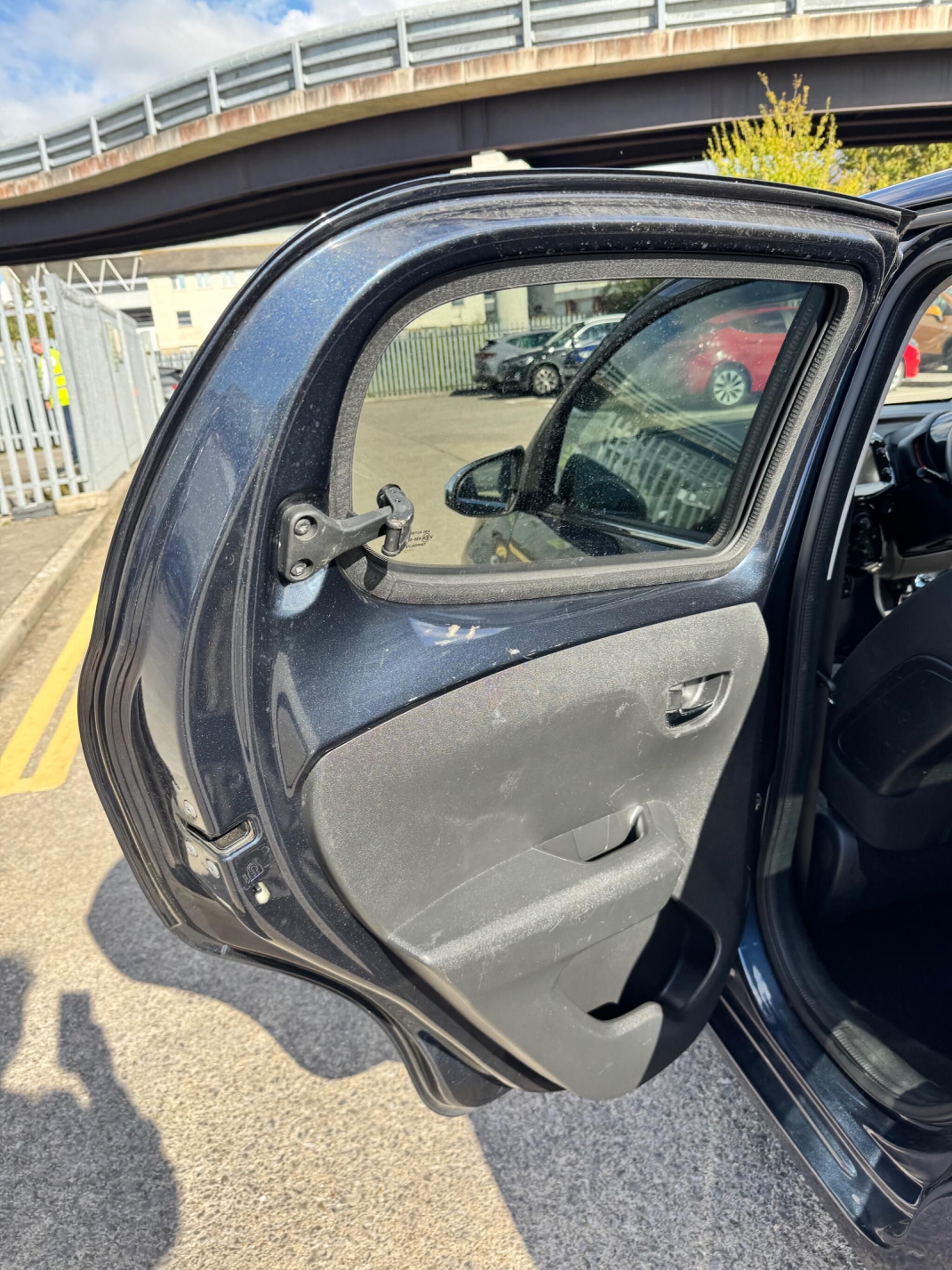 Citroen C1 view 26