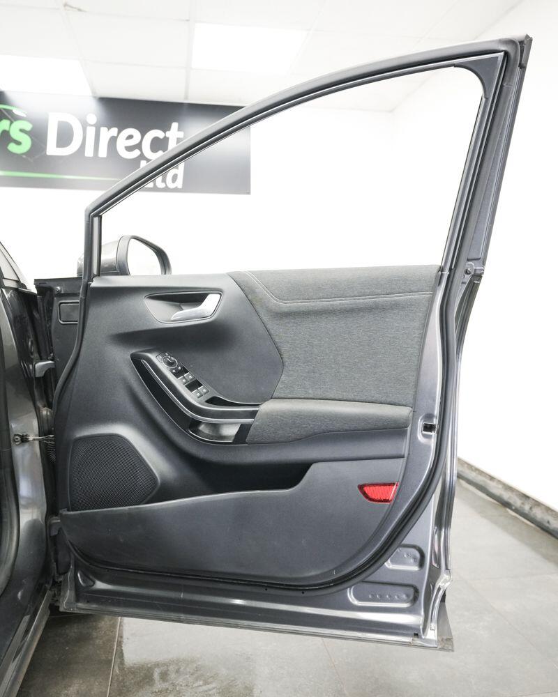 Ford Puma view 18