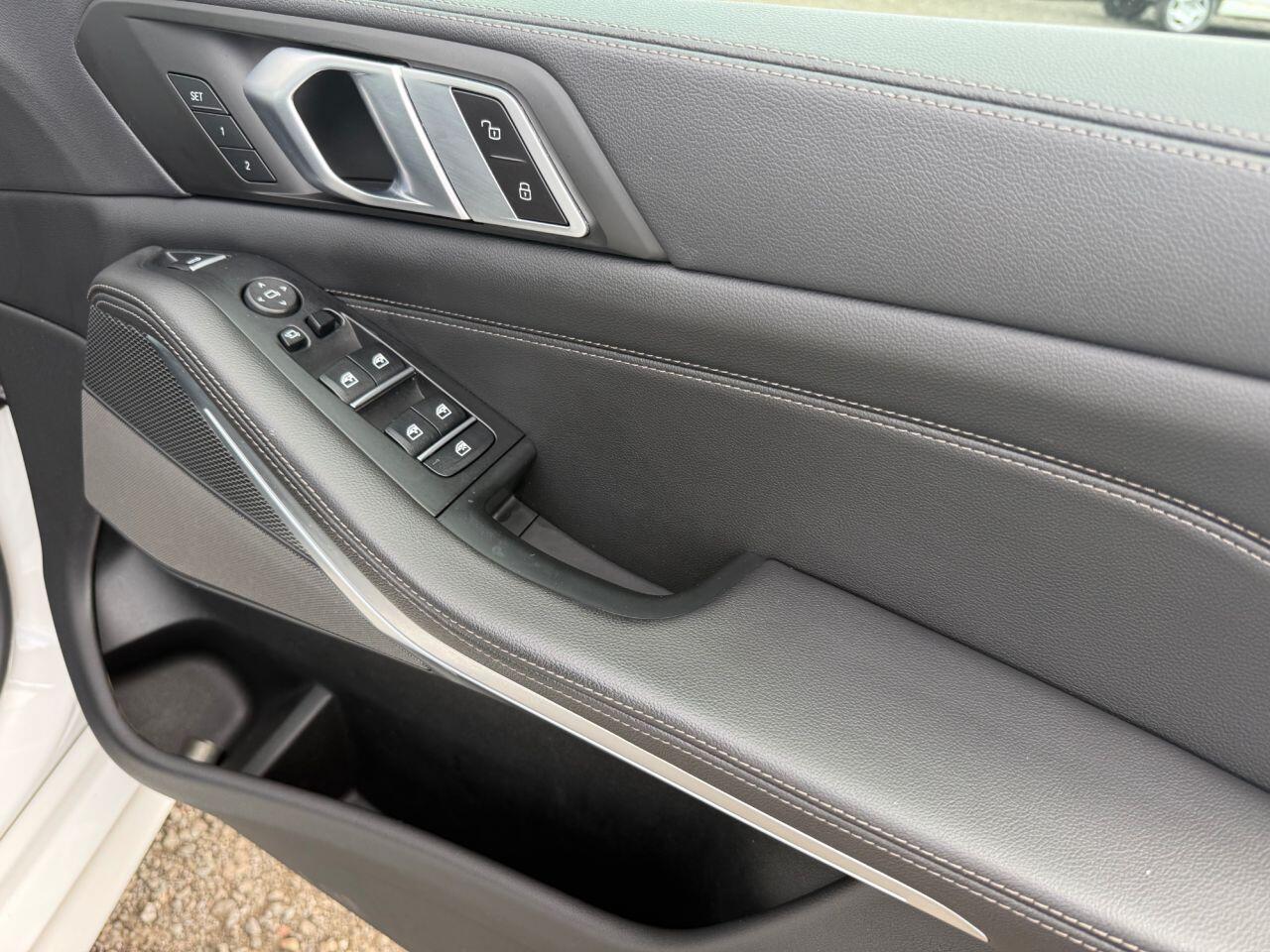 BMW X5 view 44