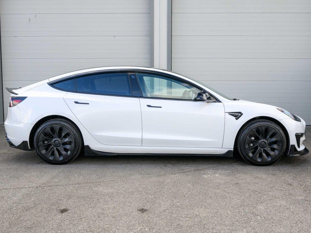 Tesla Model 3 view 8