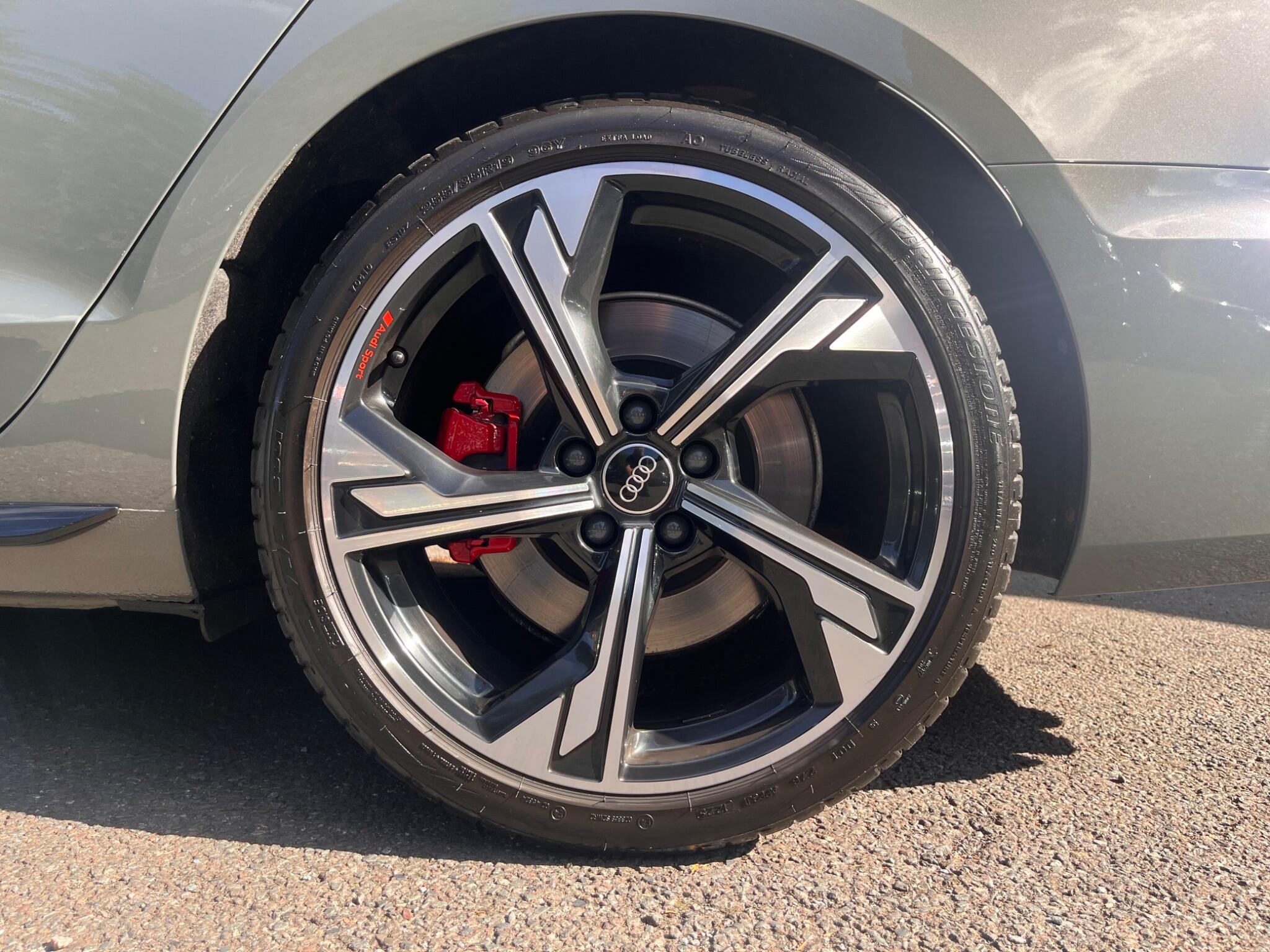 Audi S4 view 46