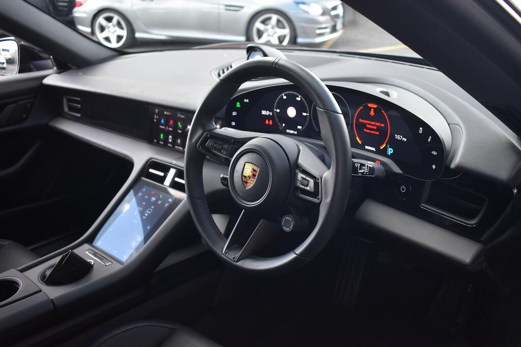 Porsche Taycan view 27