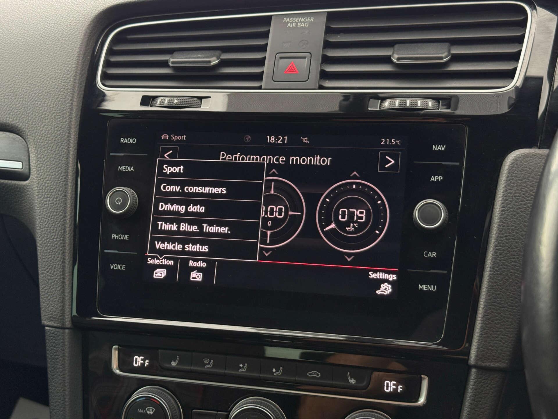 Volkswagen Golf view 69
