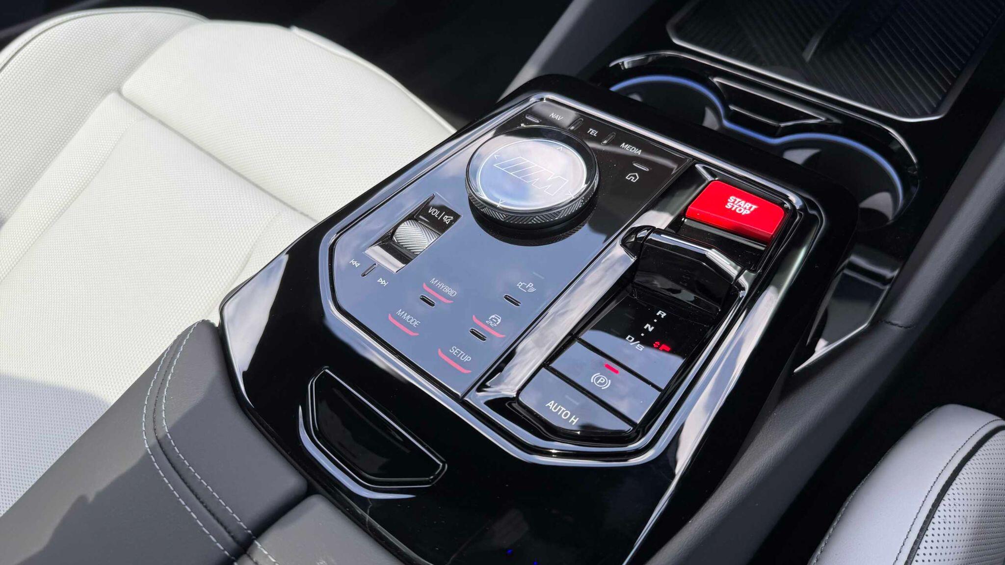 BMW M5 view 30