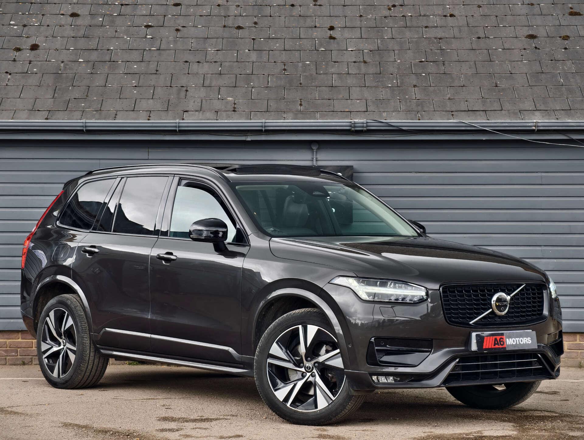 Volvo XC90 view 4