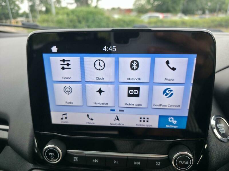 Ford Ecosport view 45