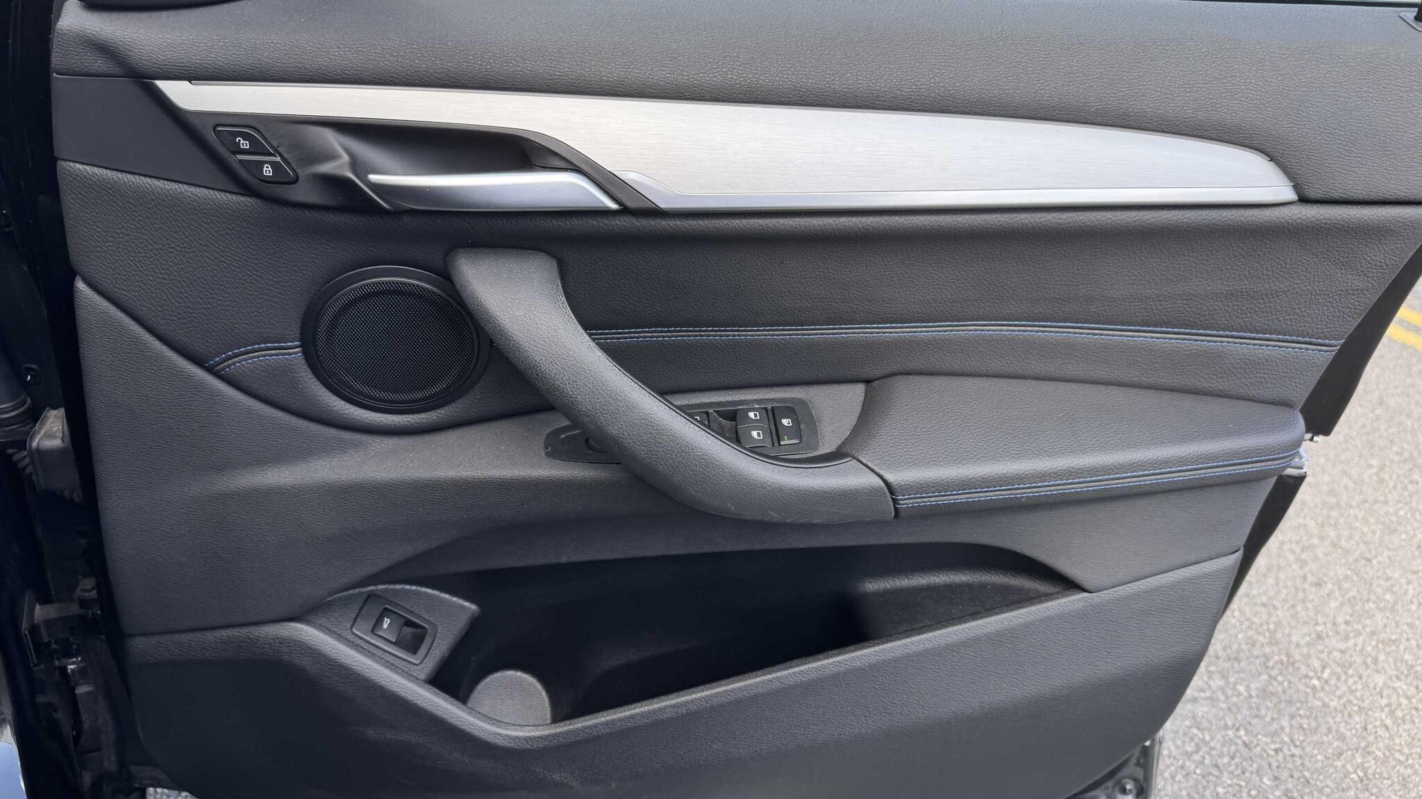 BMW X1 view 23