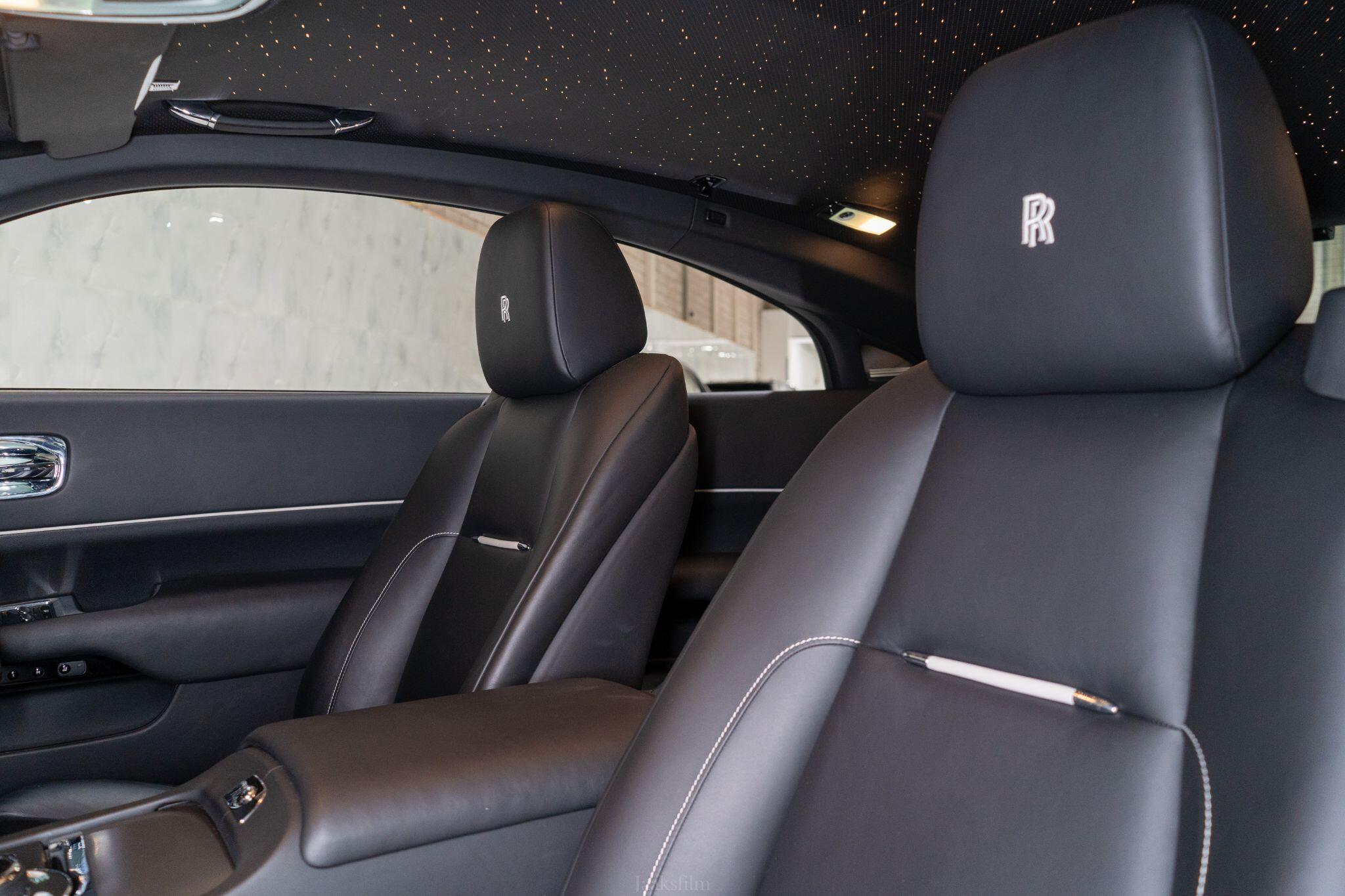 Rolls-Royce Wraith view 16