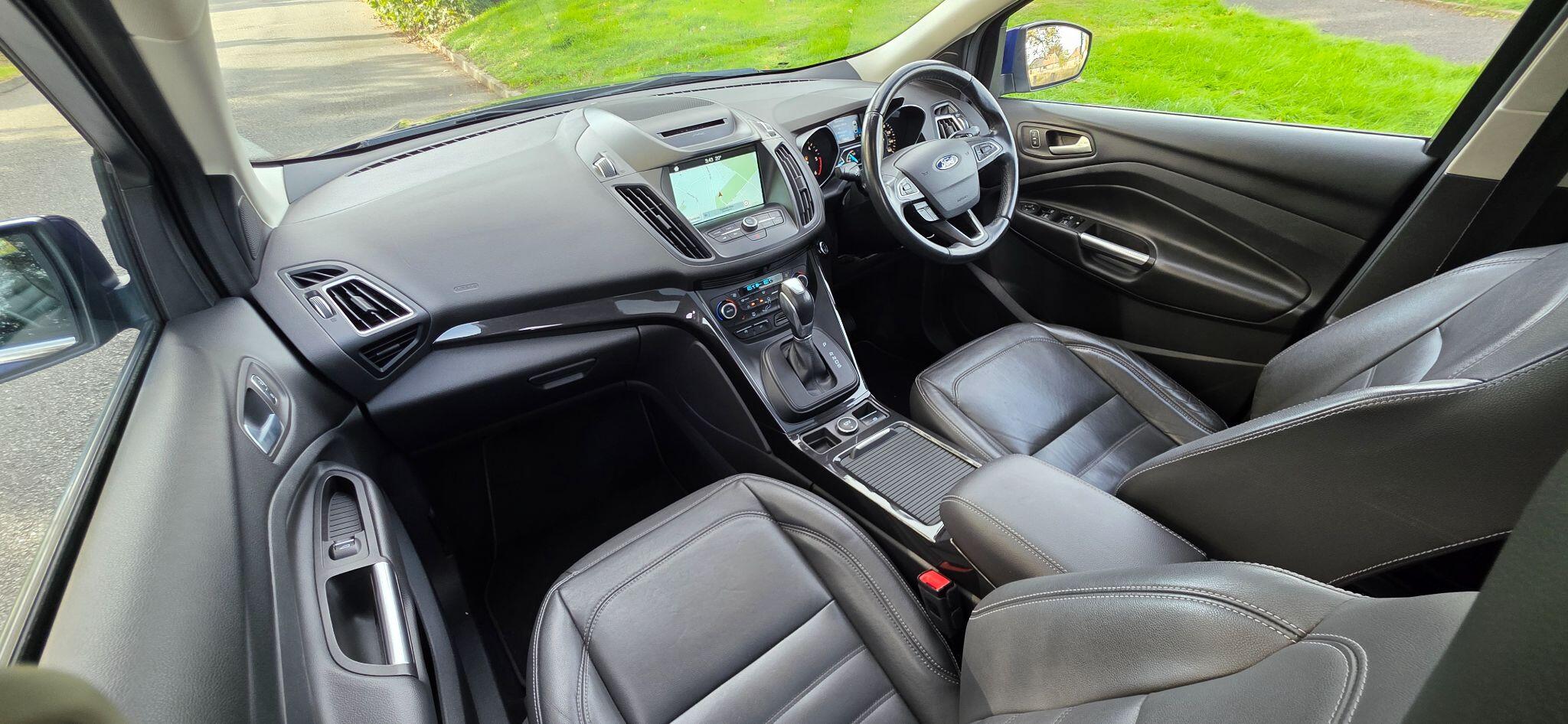 Ford Kuga view 5