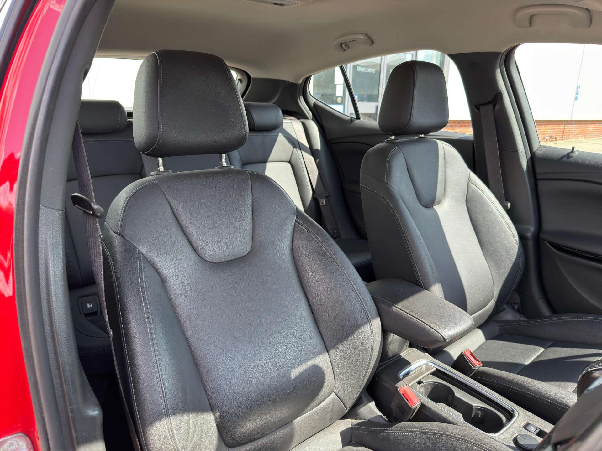 Vauxhall Astra view 14
