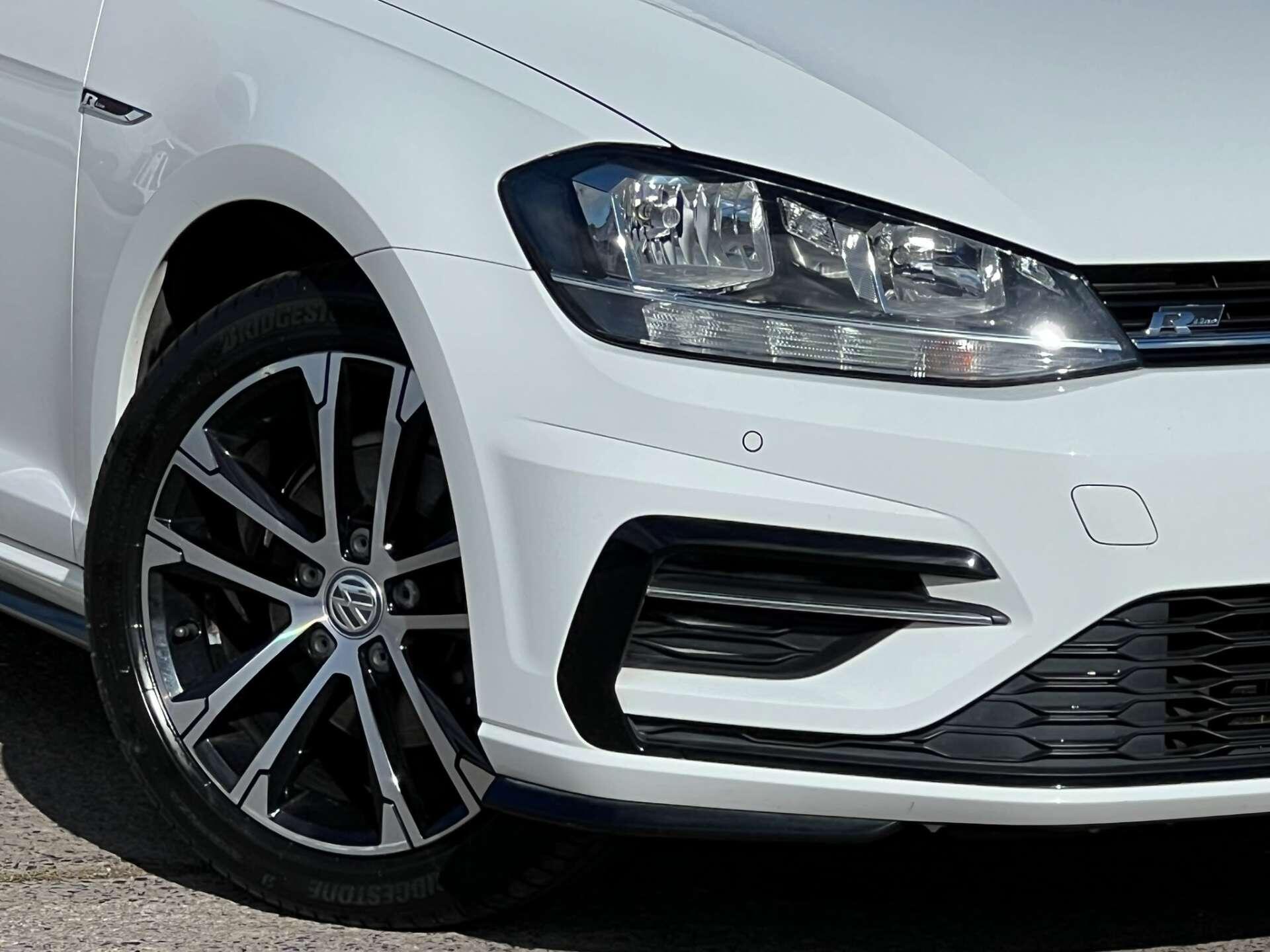 Volkswagen Golf view 61