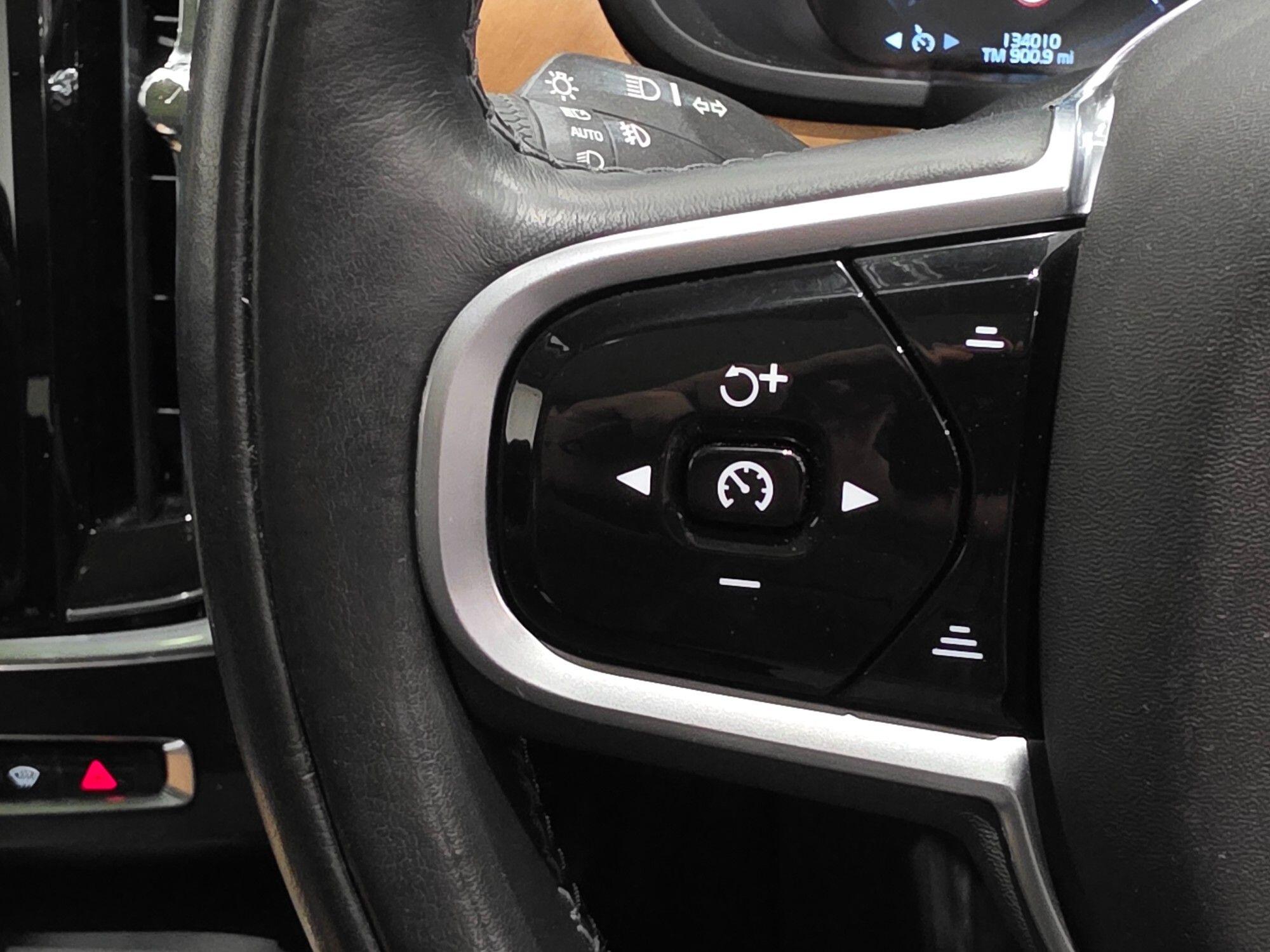 Volvo V90 view 35