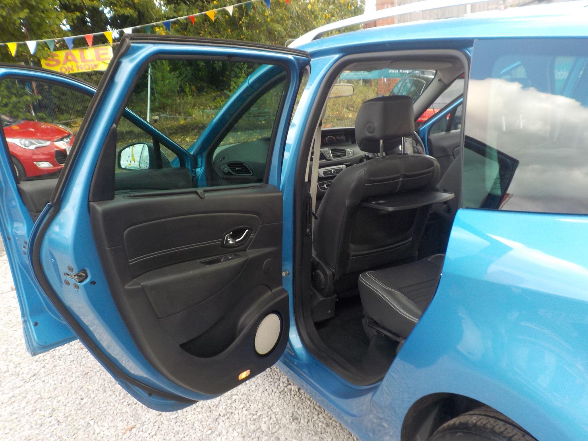 Renault Grand Scenic 1.6 dCi Dynamique Nav Euro 6 (s/s) 5dr