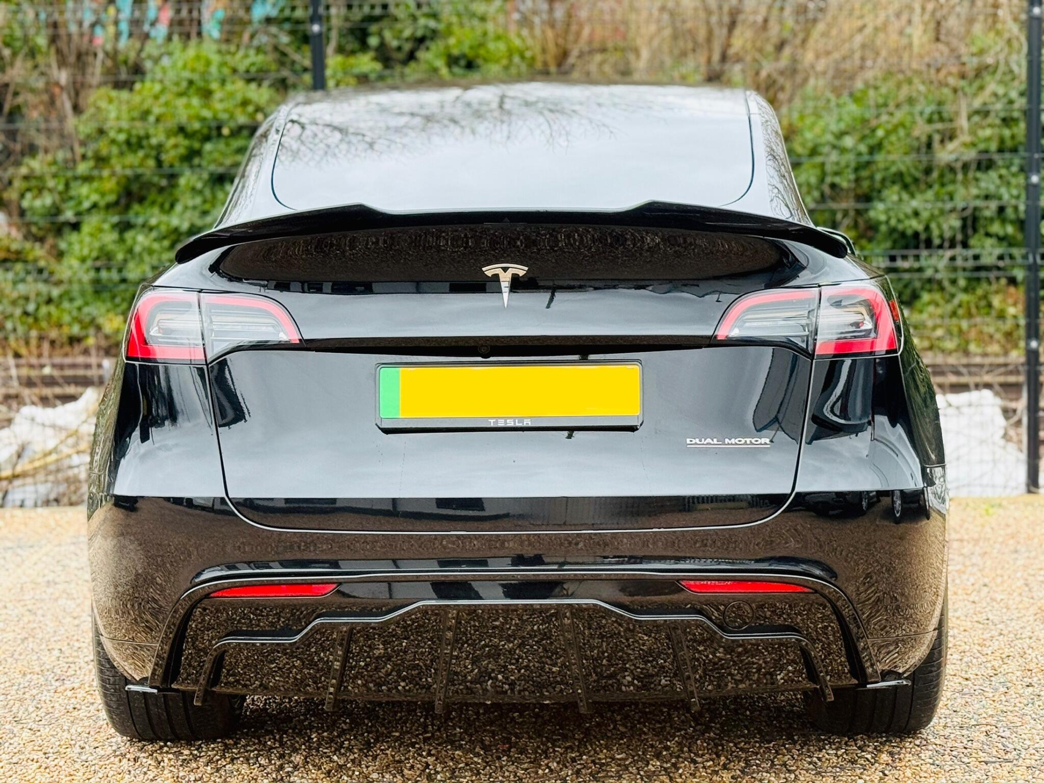Tesla Model Y view 17