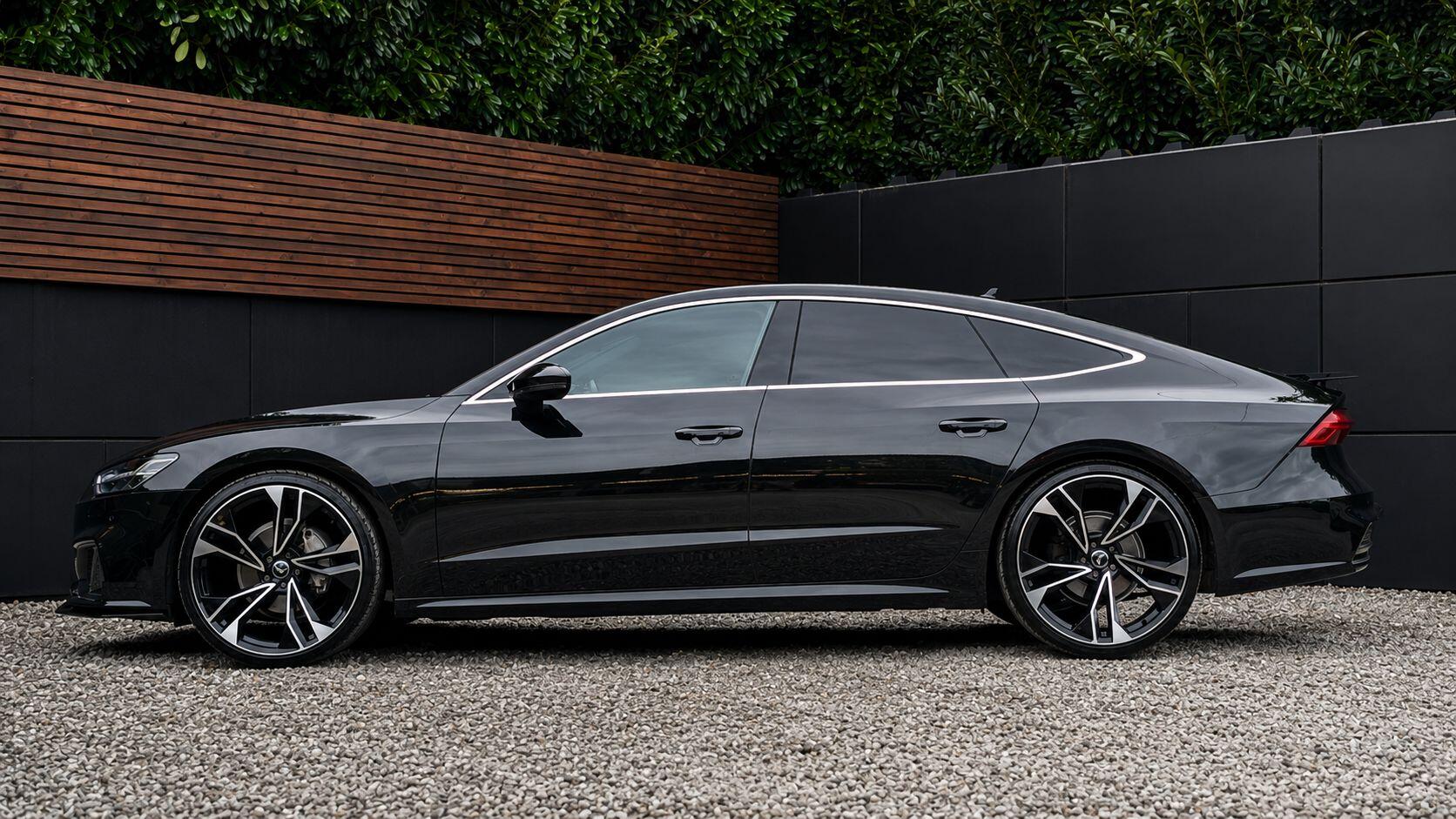 Audi A7 view 5