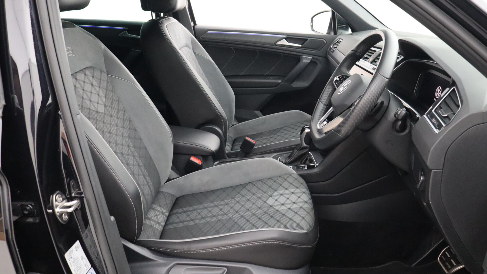 Volkswagen Tiguan view 57