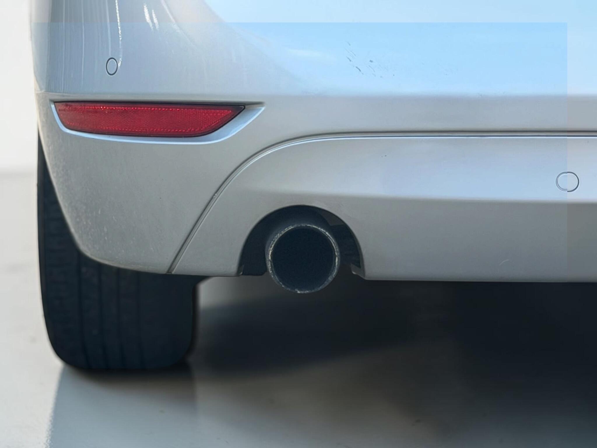 BMW 2 Series view 52