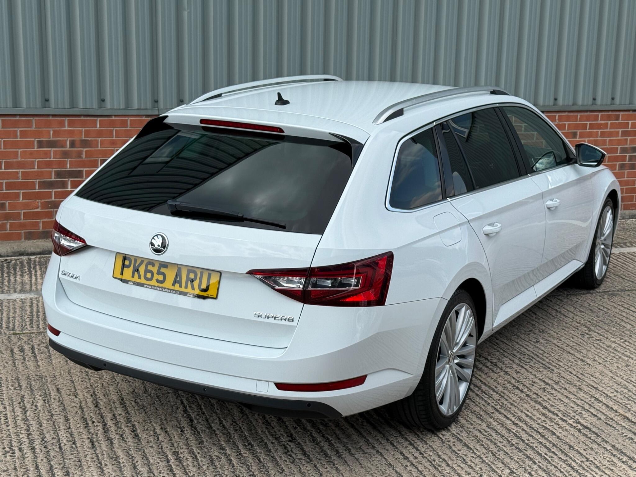 Skoda Superb view 19