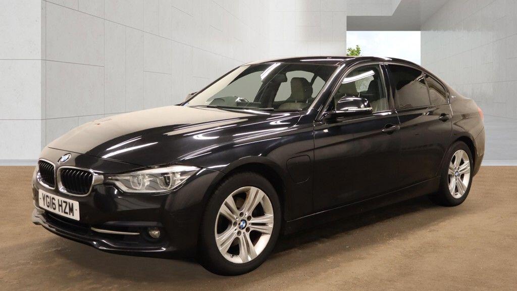 BMW 3 Series main image