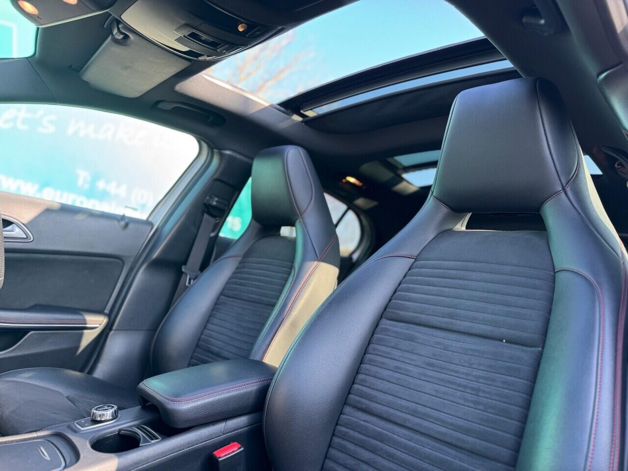 Mercedes-Benz Gla view 14