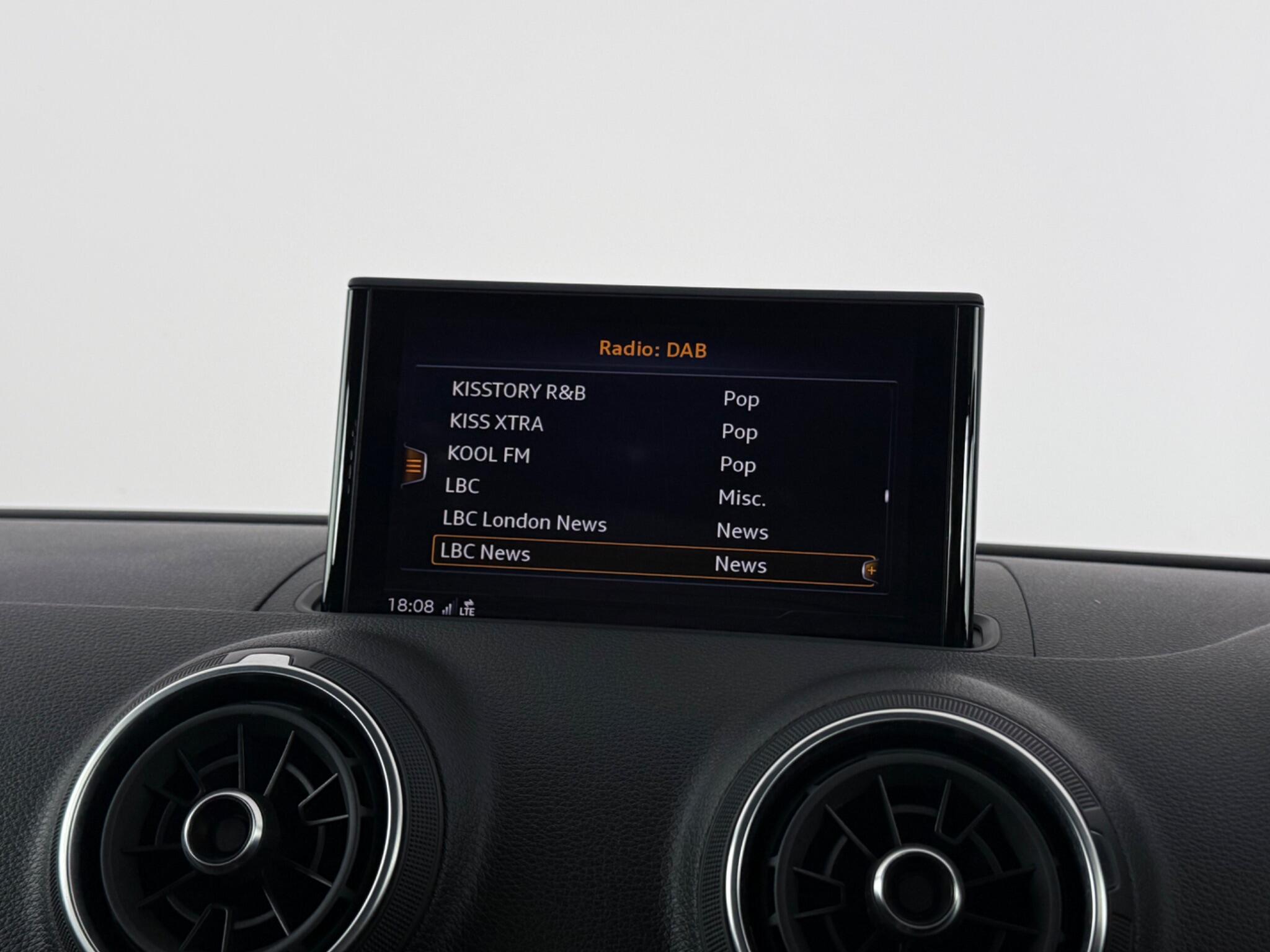 Audi A3 view 27