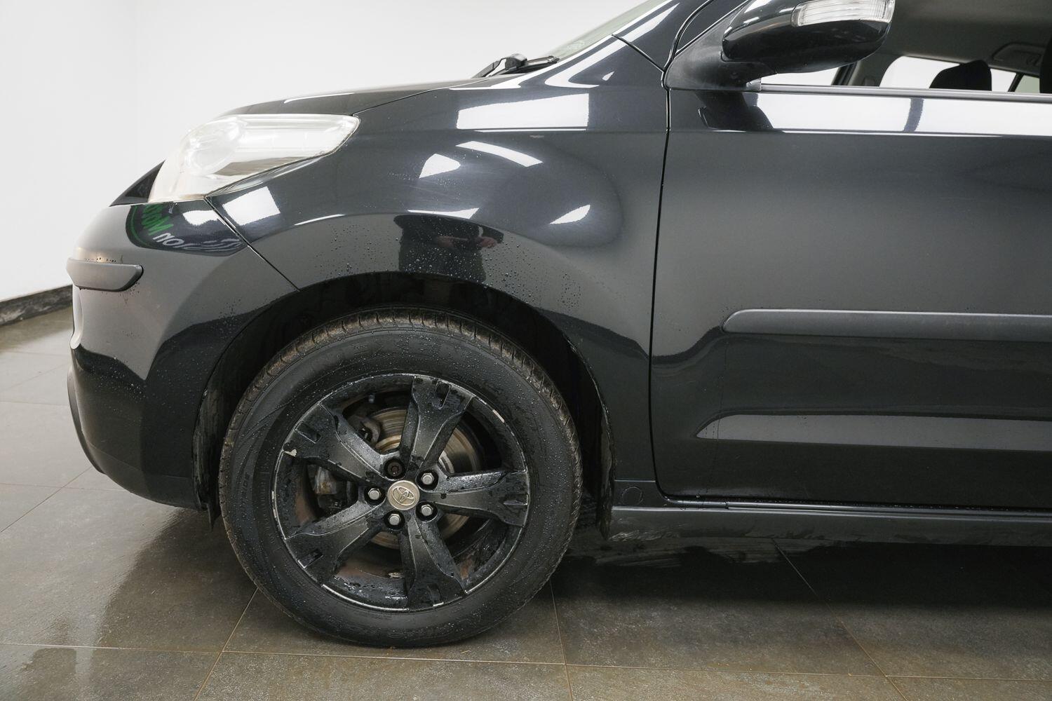 Toyota Urban Cruiser view 6