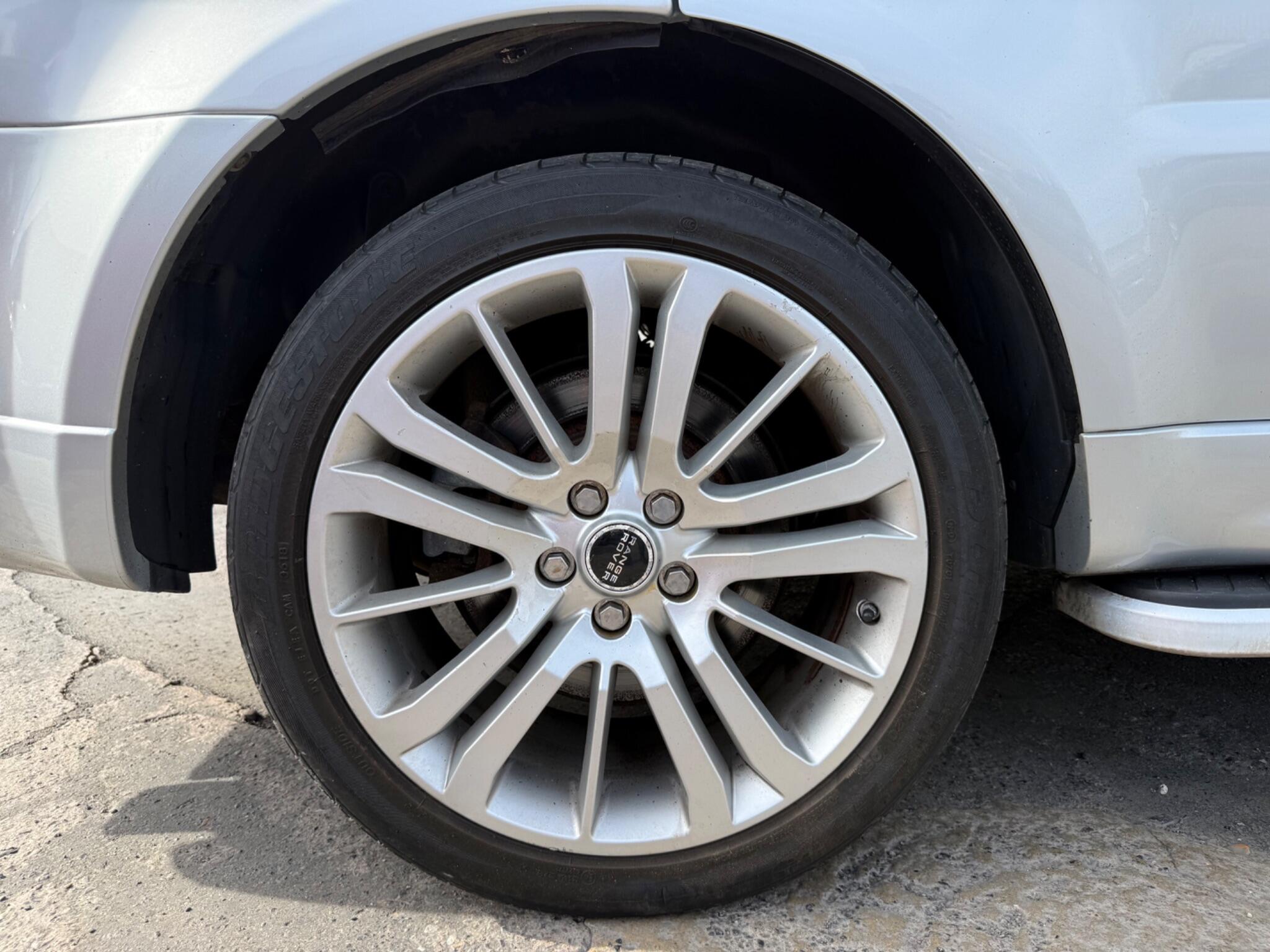 Land Rover Range Rover Sport view 19