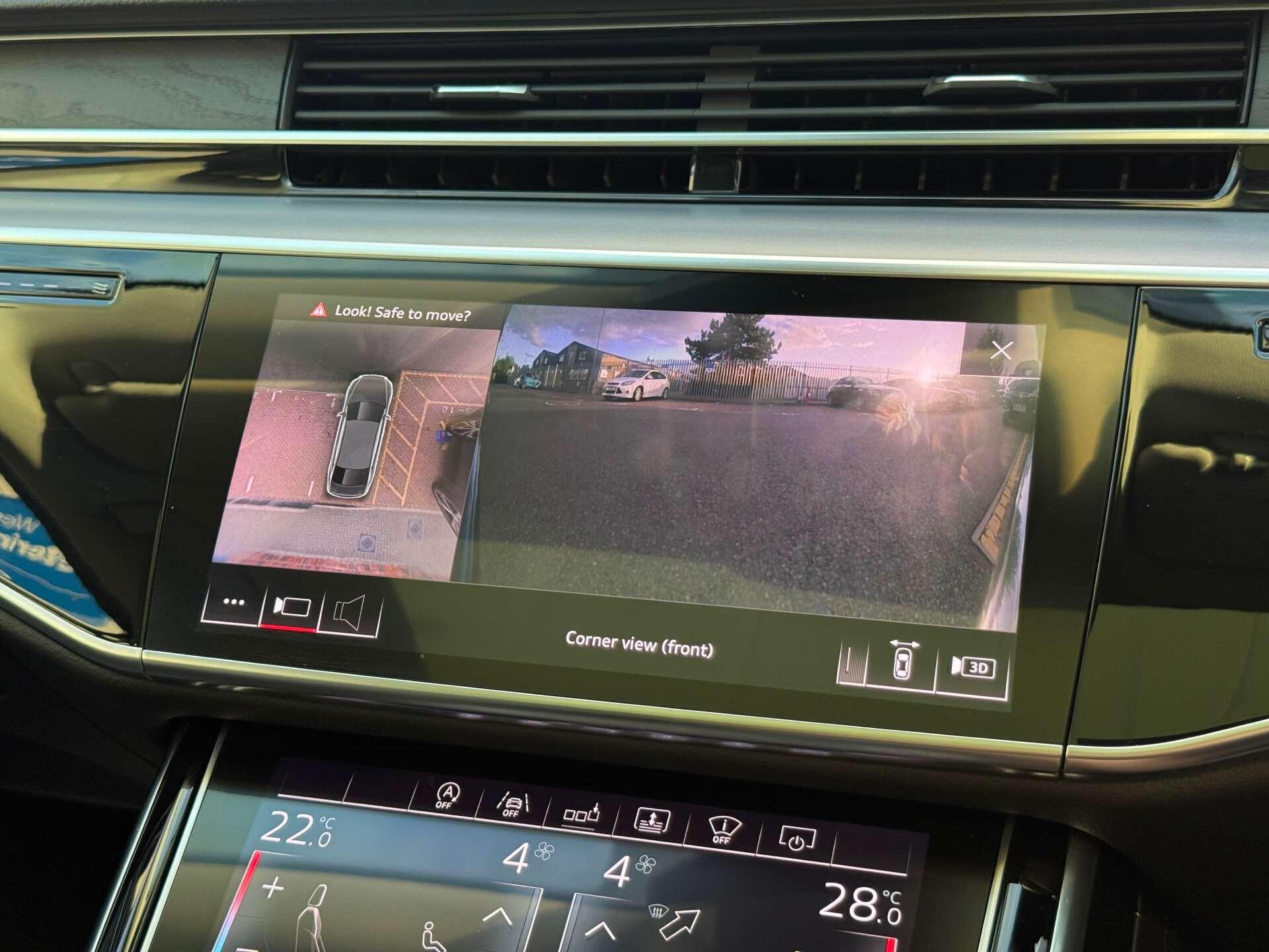 Audi A8 view 75