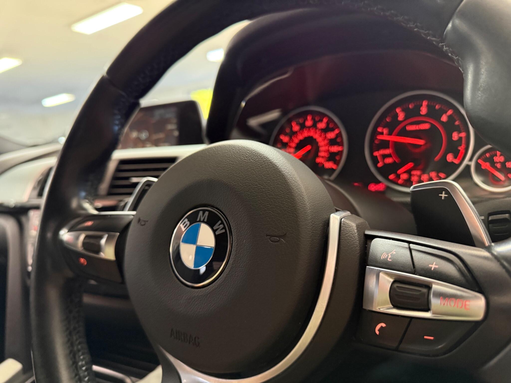 BMW 3 Series view 13