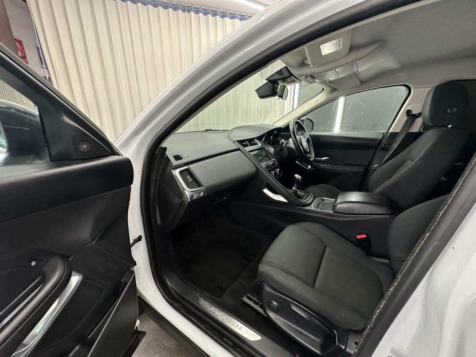 Jaguar E-Pace view 30