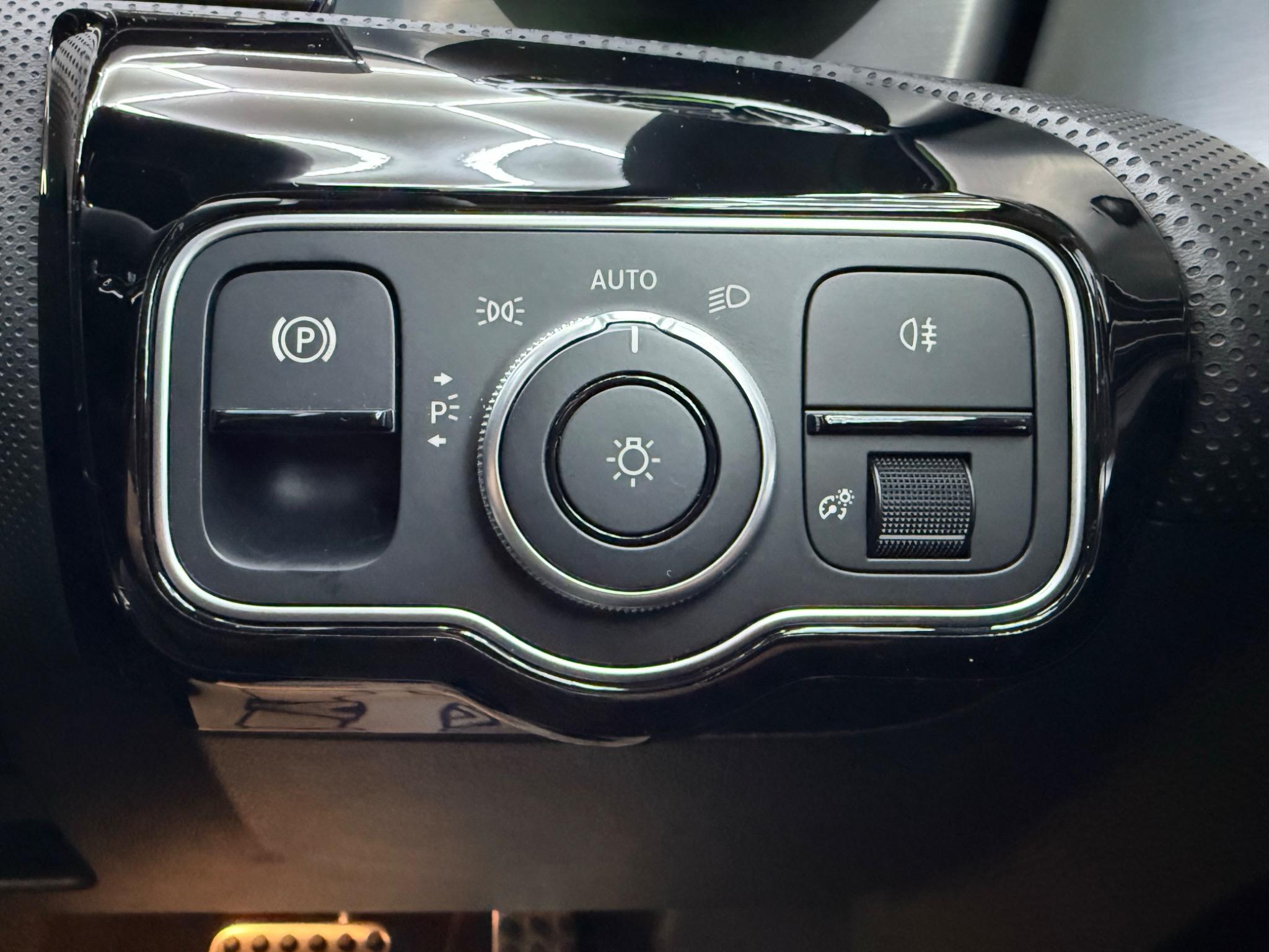 Mercedes-Benz A Class view 20