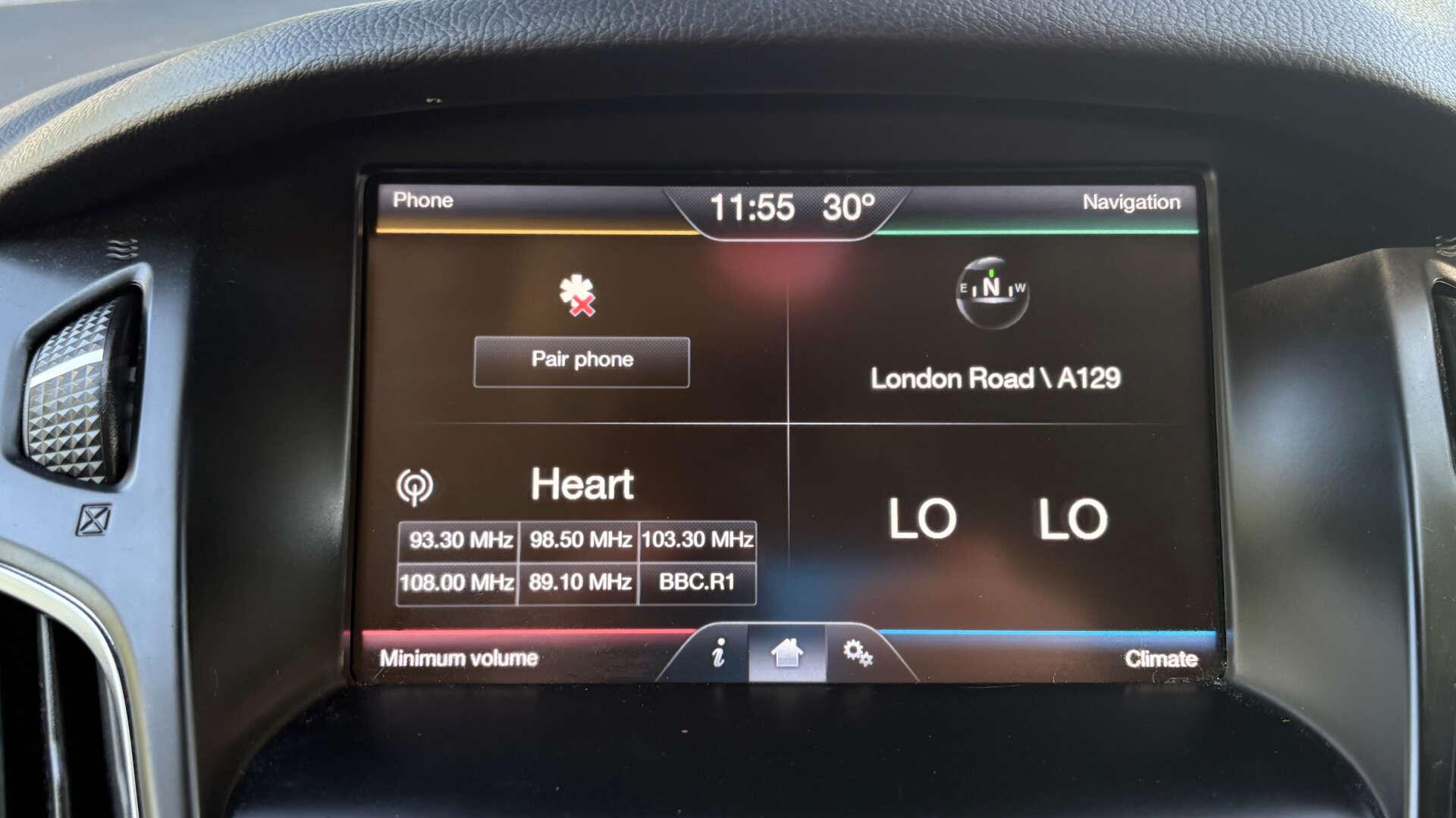 Ford Focus view 24