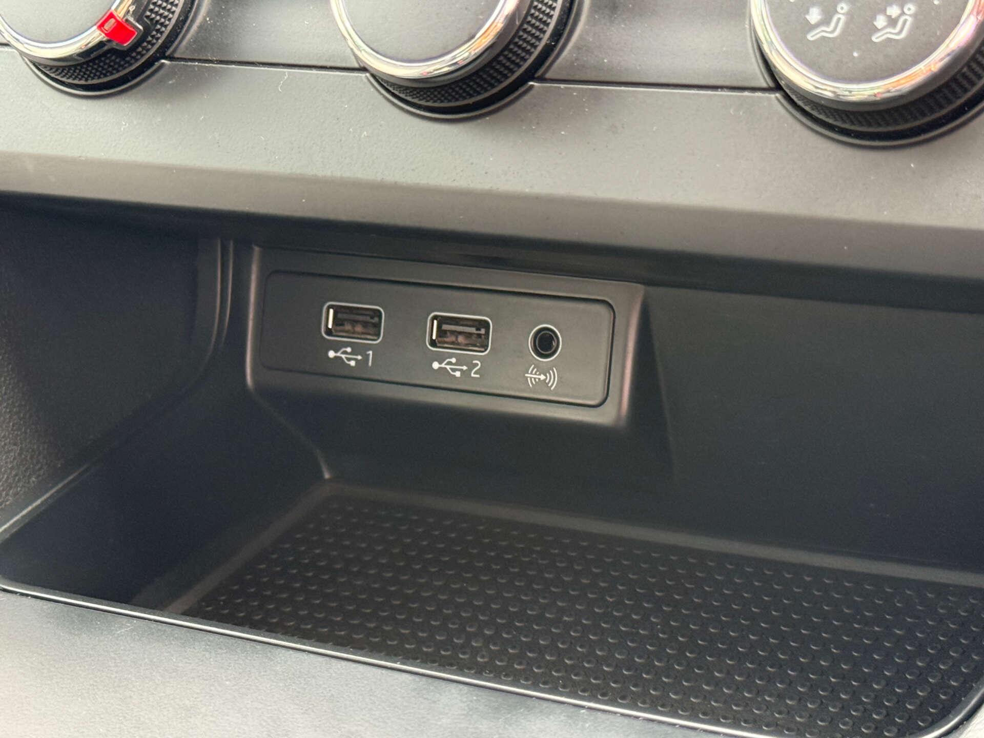 Seat Leon view 53
