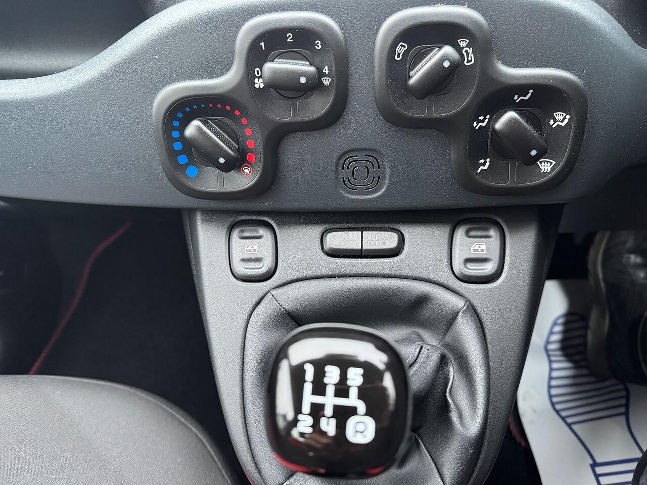 Fiat Panda view 11