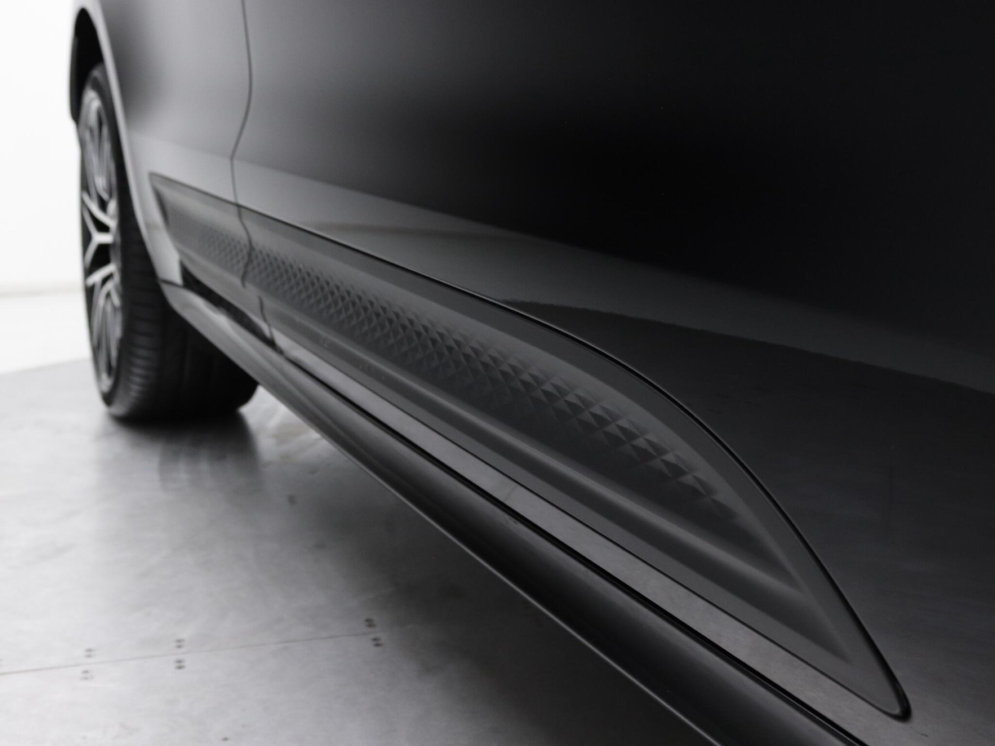 Porsche Macan view 26