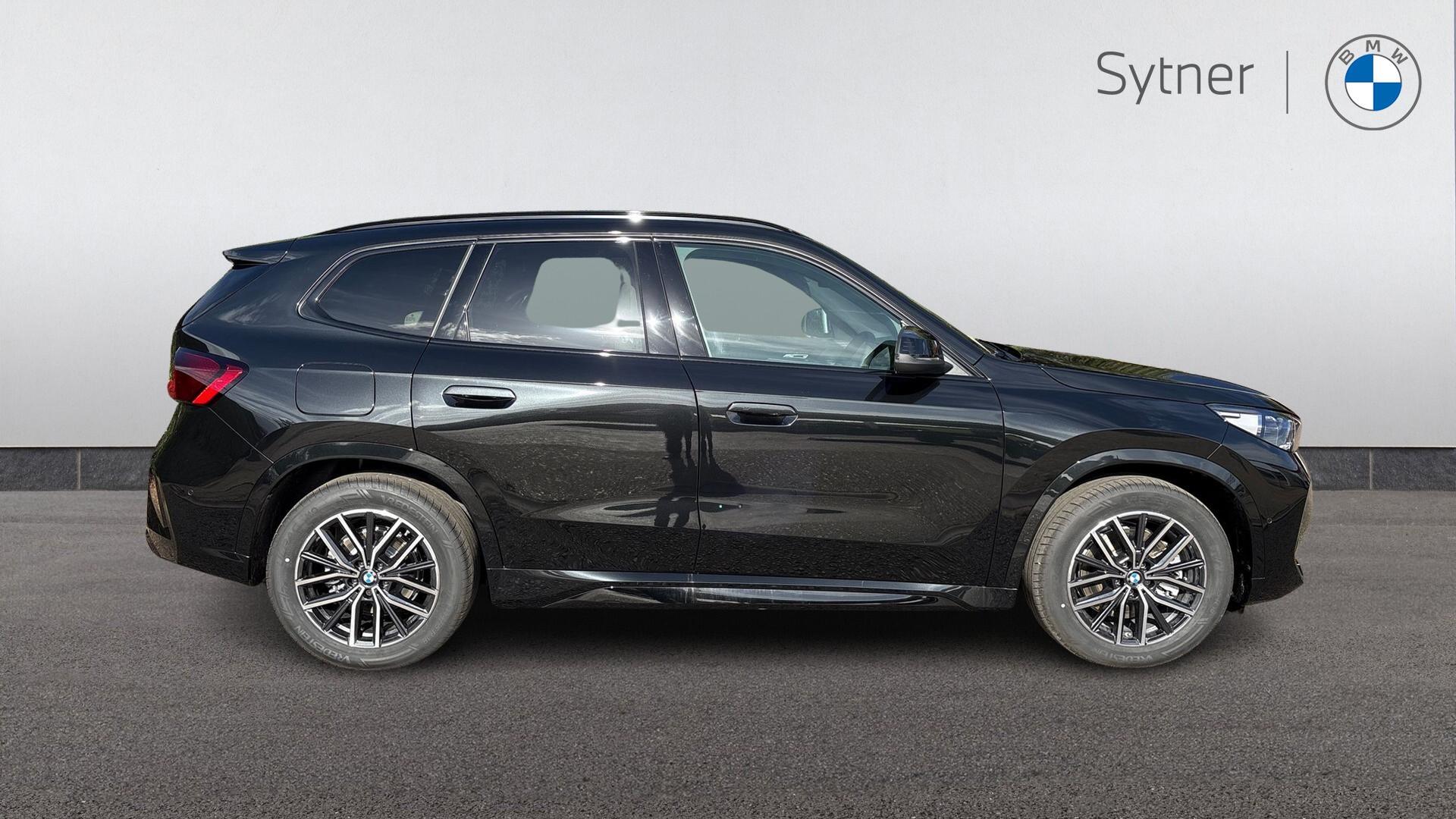 BMW X1 view 3