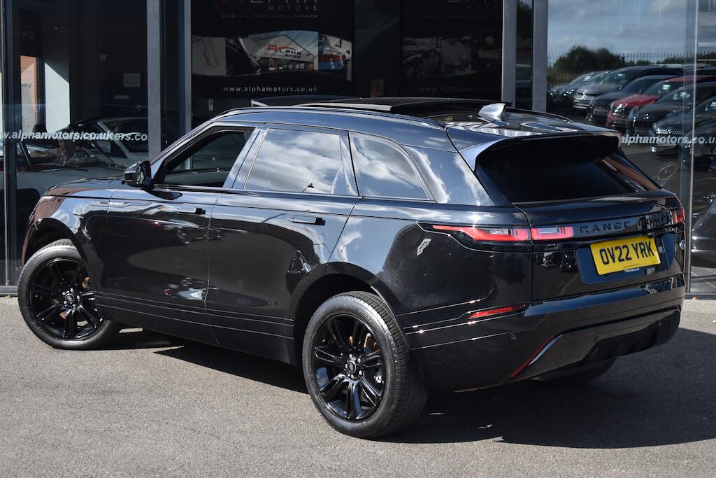 Land Rover Range Rover Velar view 2