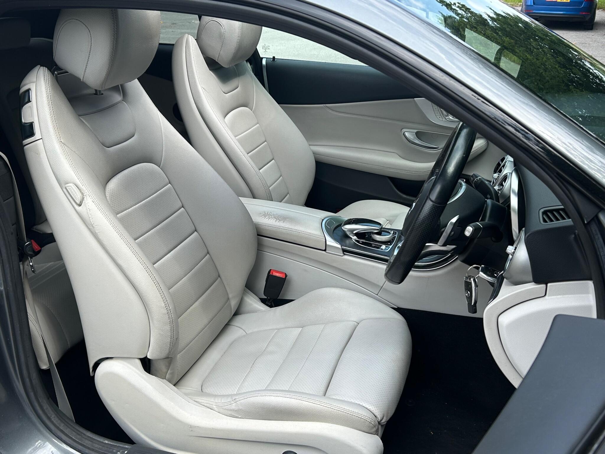 Mercedes-Benz C-Class view 20