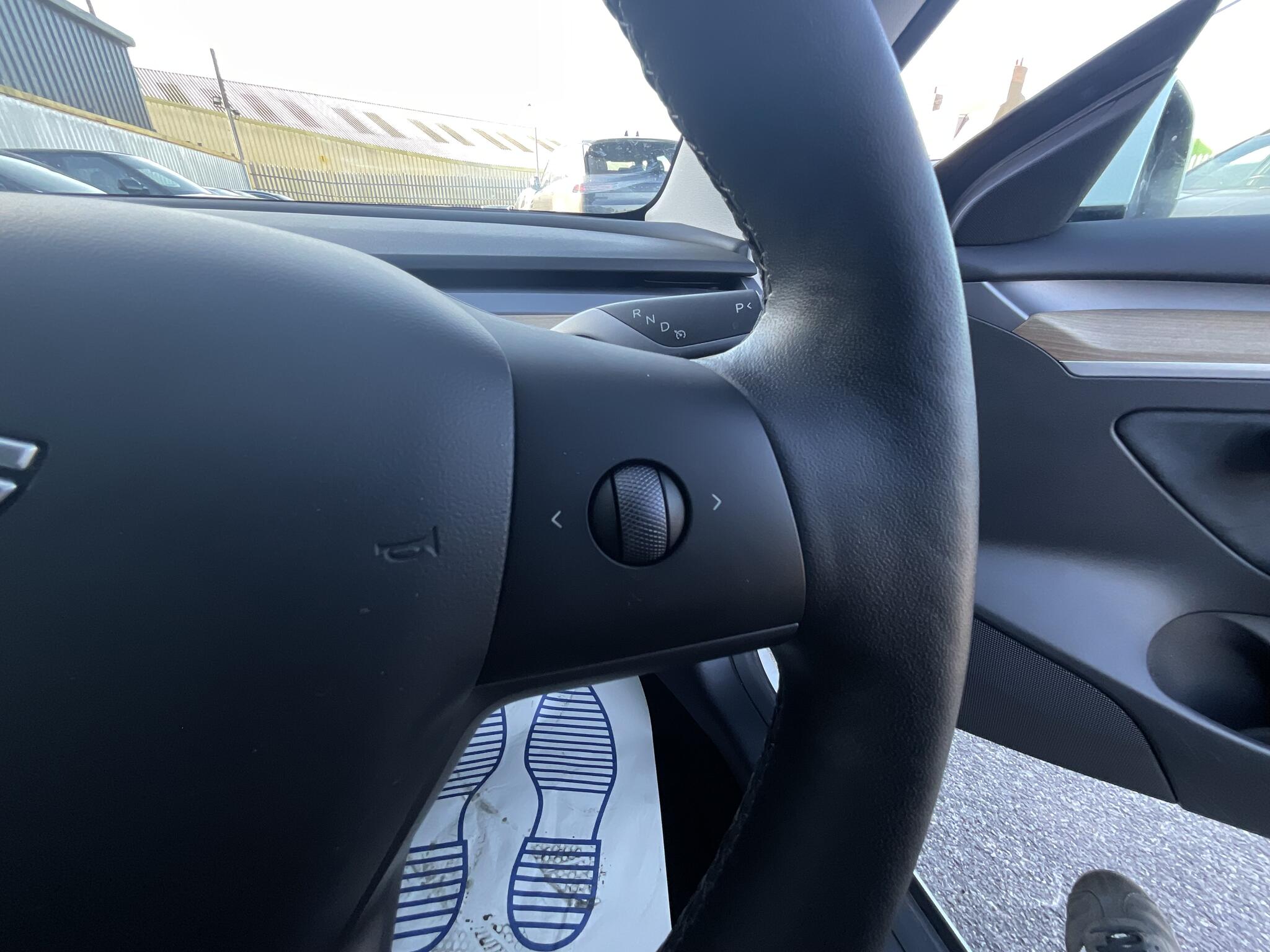 Tesla Model 3 view 21