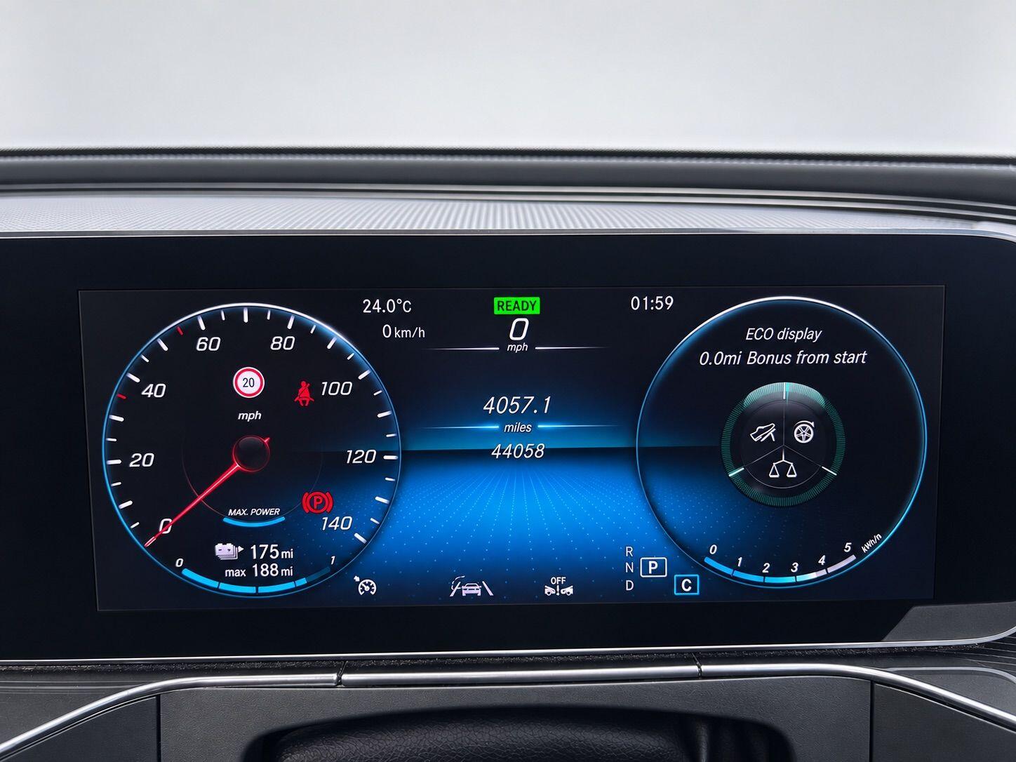 Mercedes-Benz Eqc view 29