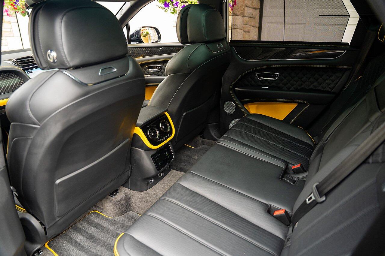 Bentley Bentayga view 91