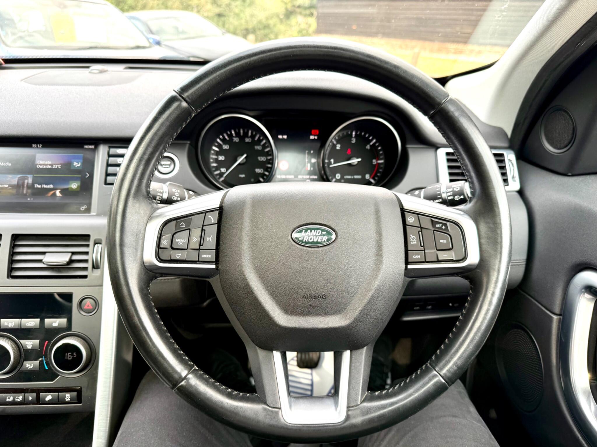 2016 Land Rover Discovery Sport 2.0 TD4 HSE 4WD Euro 6 (s/s) 5dr (5 Seat) • 91,500 miles image 30