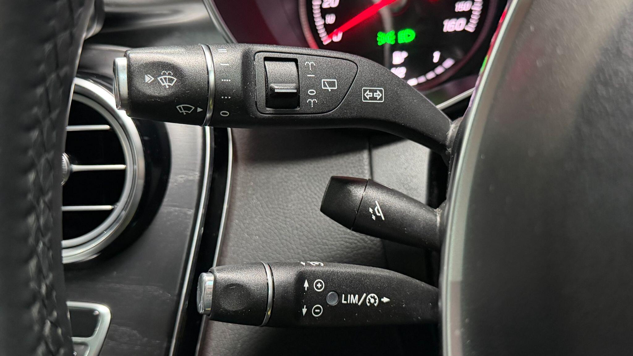 Mercedes-Benz GLC view 35