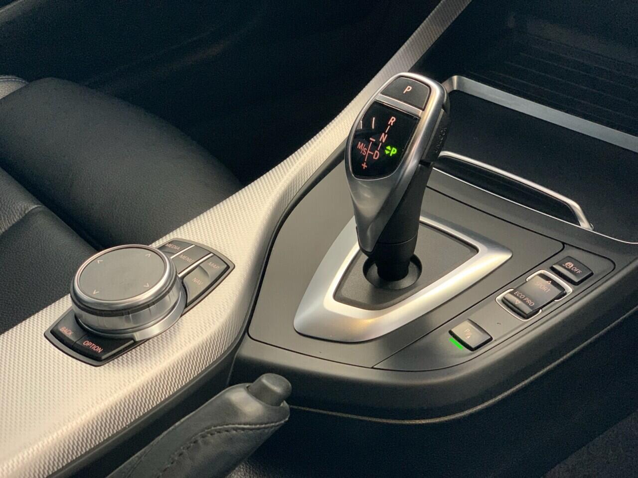 BMW 1 Series view 41