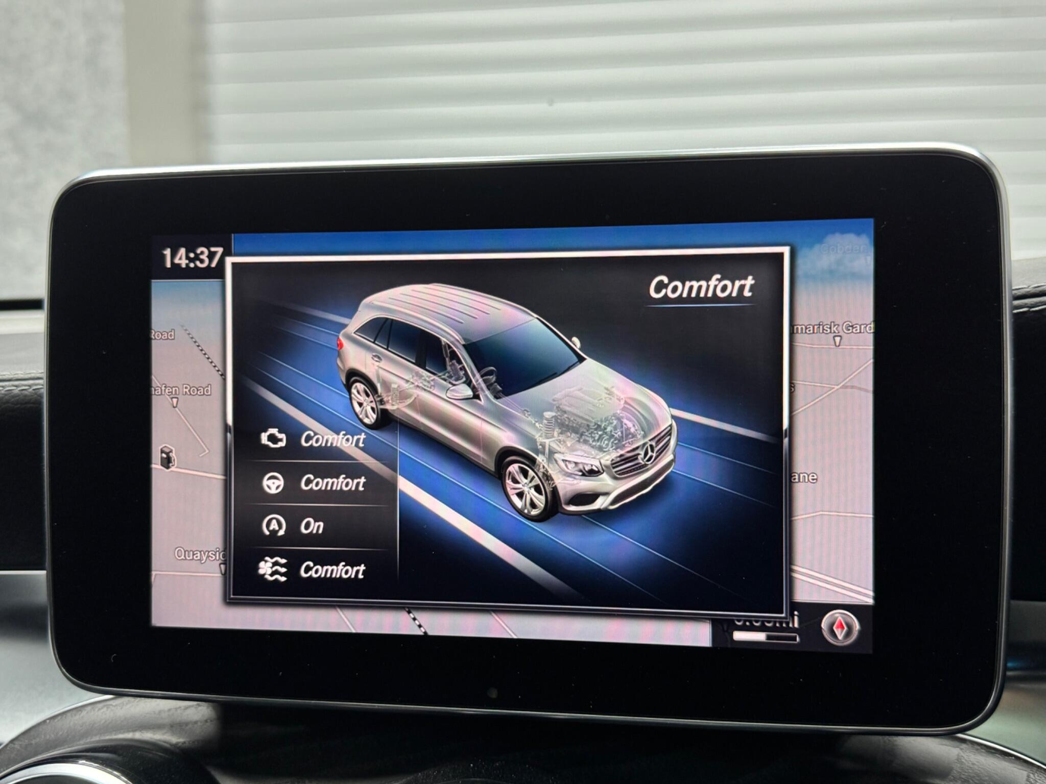 Mercedes-Benz GLC view 17