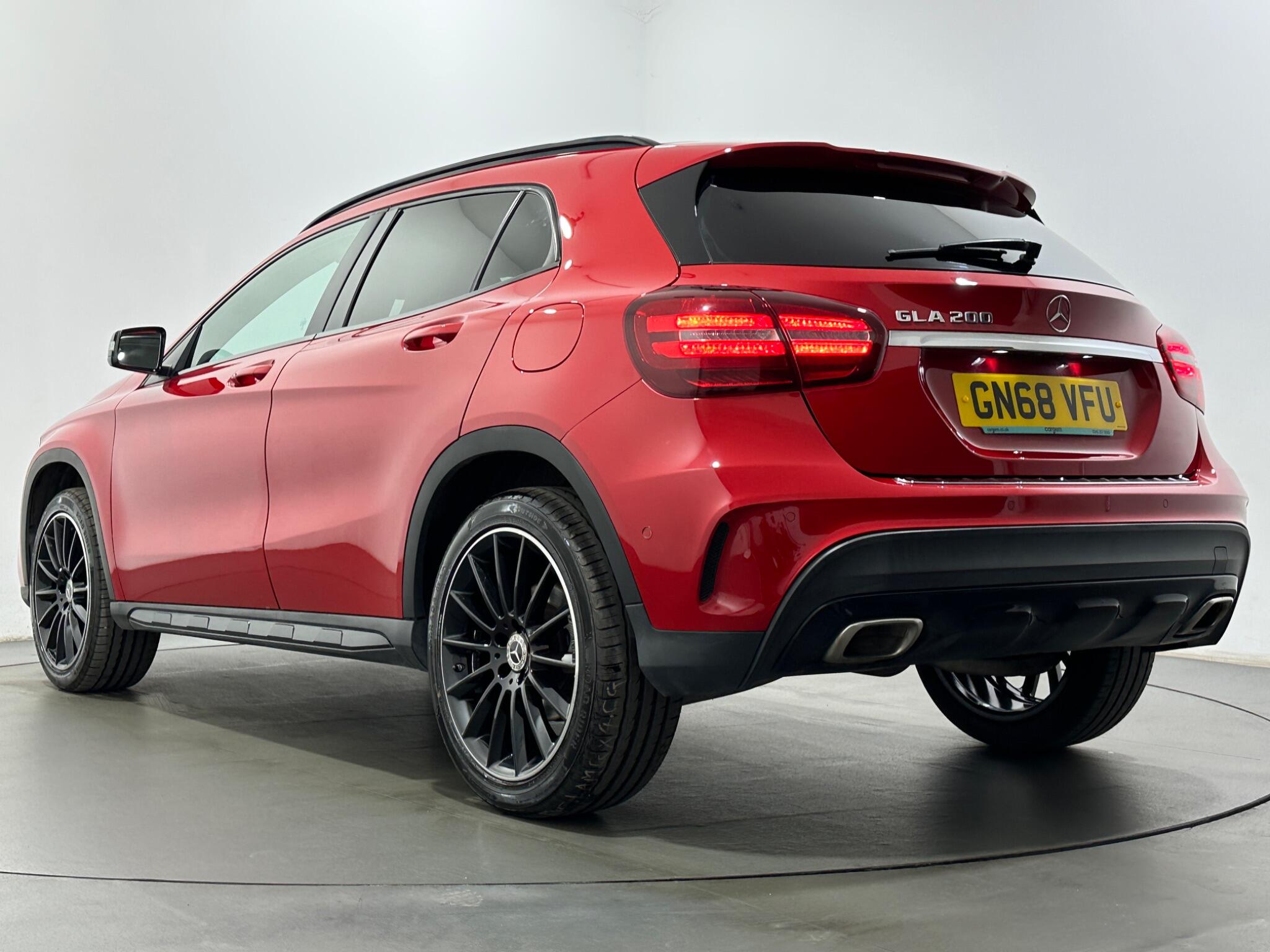 Mercedes-Benz Gla view 50